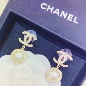 Inspired Gold & White Pearl Drop Earrings